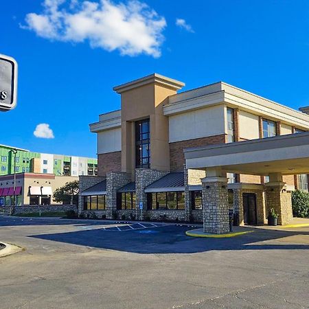 Hotel Lotus Kansas City Merriam Ngoại thất bức ảnh