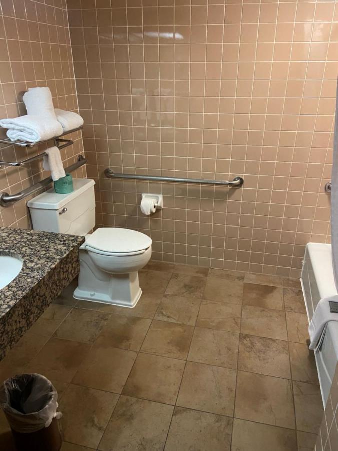 Hotel Lotus Kansas City Merriam Ngoại thất bức ảnh