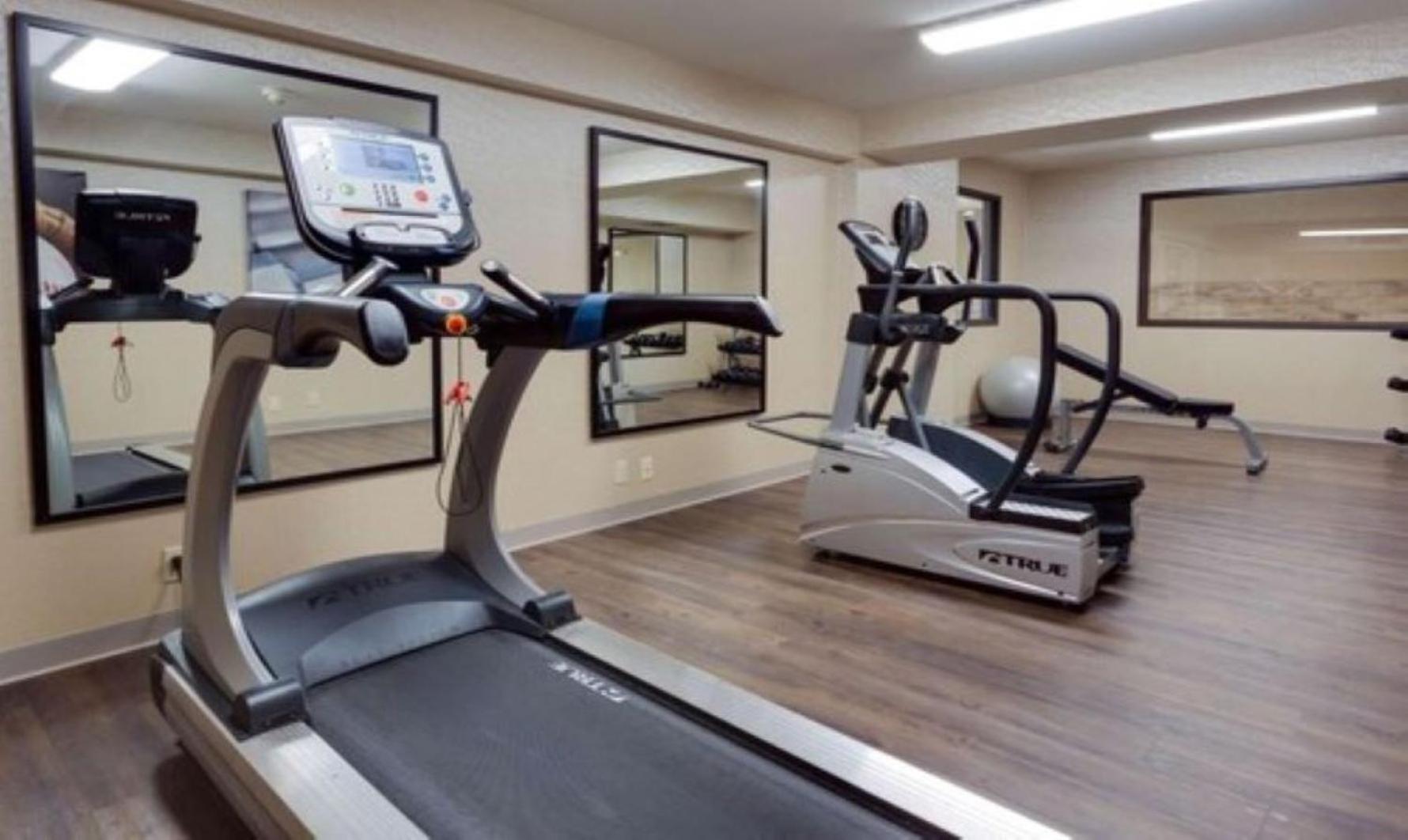 Hotel Lotus Kansas City Merriam Ngoại thất bức ảnh