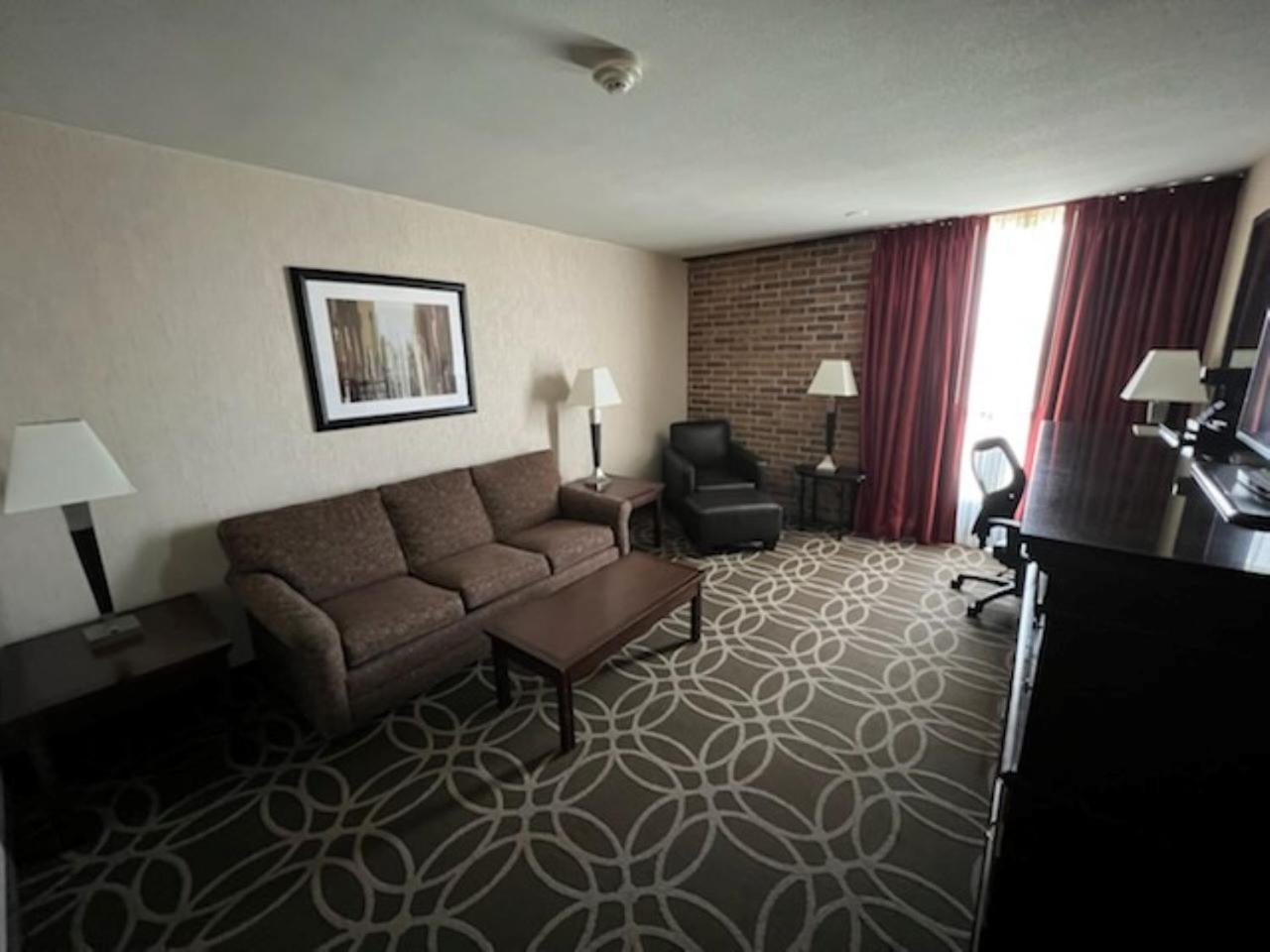 Hotel Lotus Kansas City Merriam Ngoại thất bức ảnh