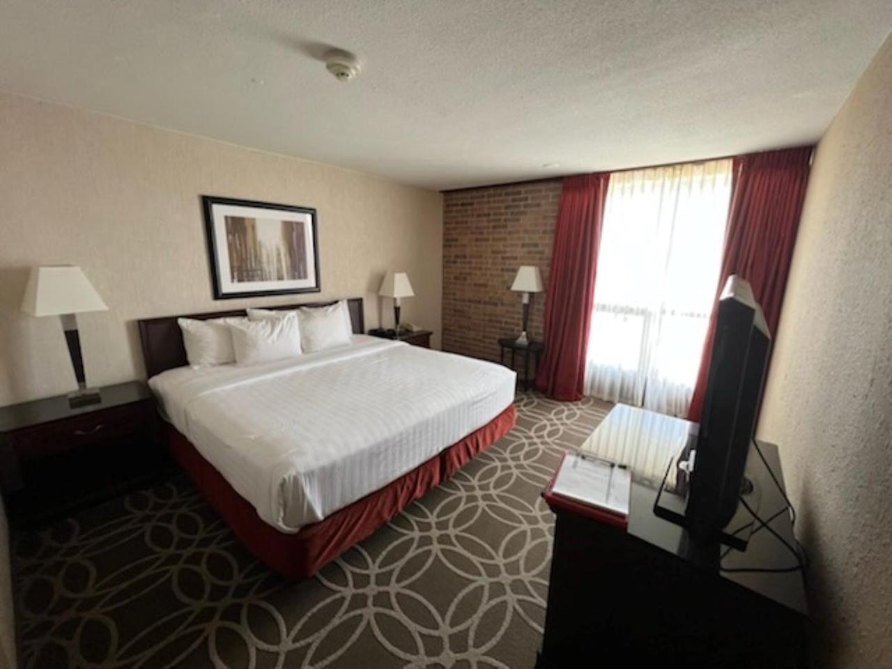 Hotel Lotus Kansas City Merriam Ngoại thất bức ảnh